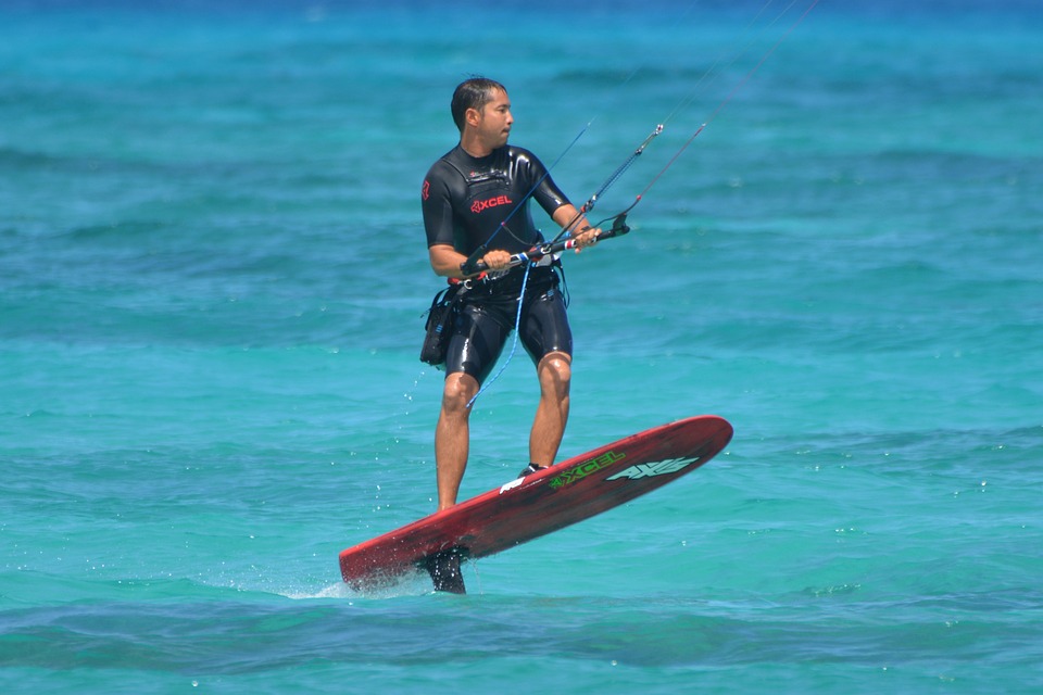 4 conseils pour choisir sa voile de kite surf