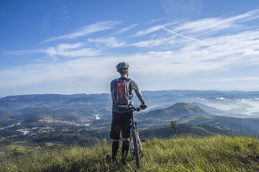 Le printemps, idéal pour faire du VTT