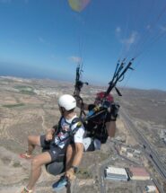 Vol en parapente au dessus de Tenerife