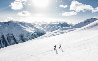 Guide des accessoires indispensables pour le ski de randonnée